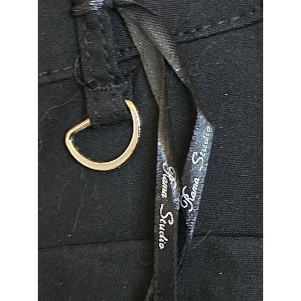 Roma Studio Women's The Straight Fit Cargo pant By Rosee Black Size Medium NWT - Picture 5 of 7